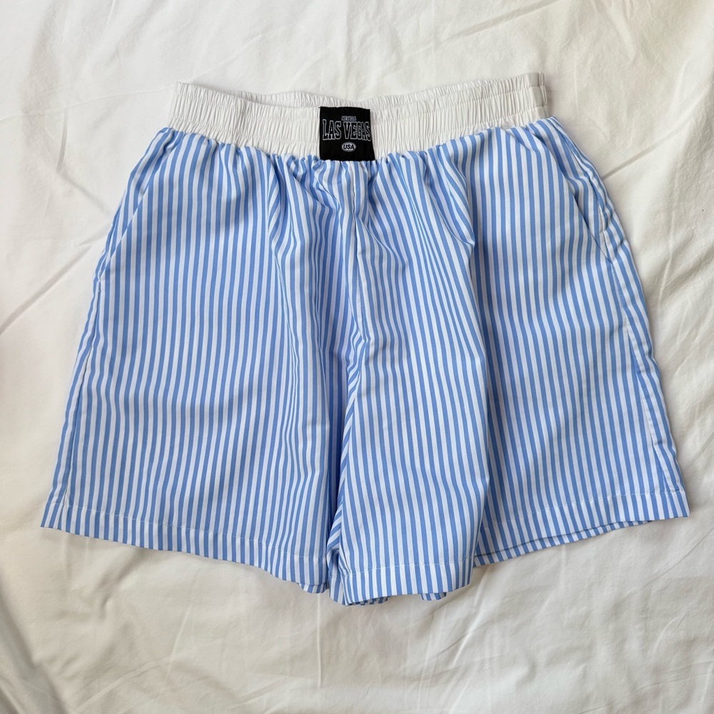 SHEIN EZwear Blue White Striped Summer Shorts Pinstripe Boxers Las Vegas Pockets